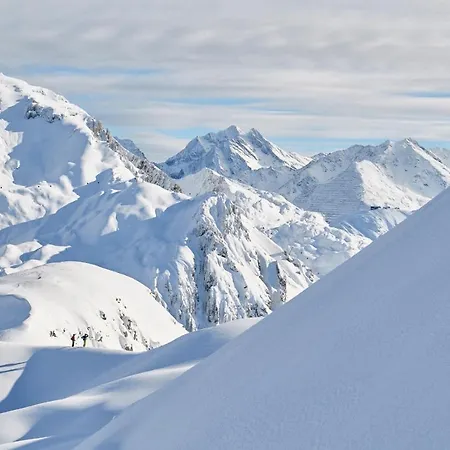 Arlberg Деревянный коттедж