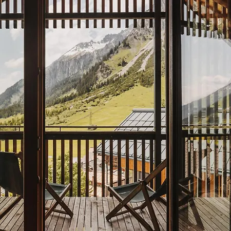 Arlberg Alojamento de Turismo Selvagem *